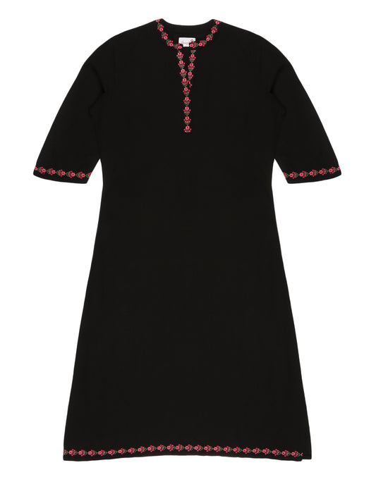 Youngly Round Collar Embroidery Kurti