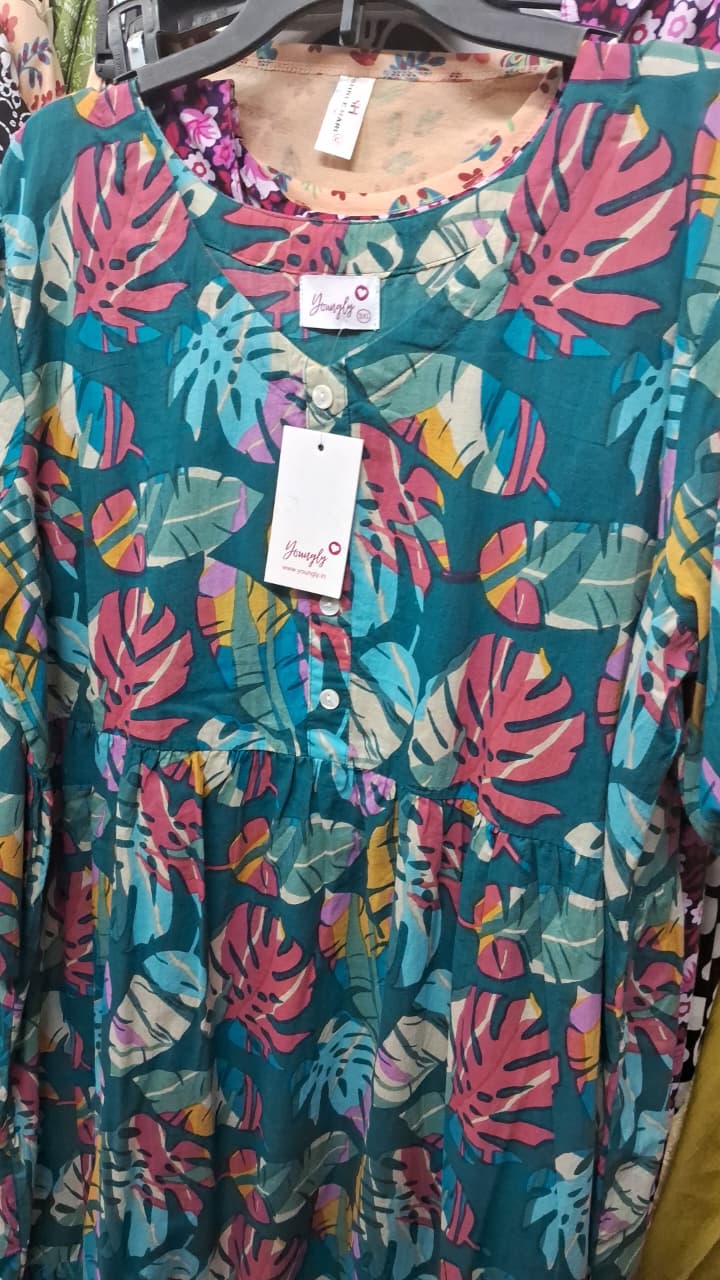 Youngly Women's Floral Printed Kurti