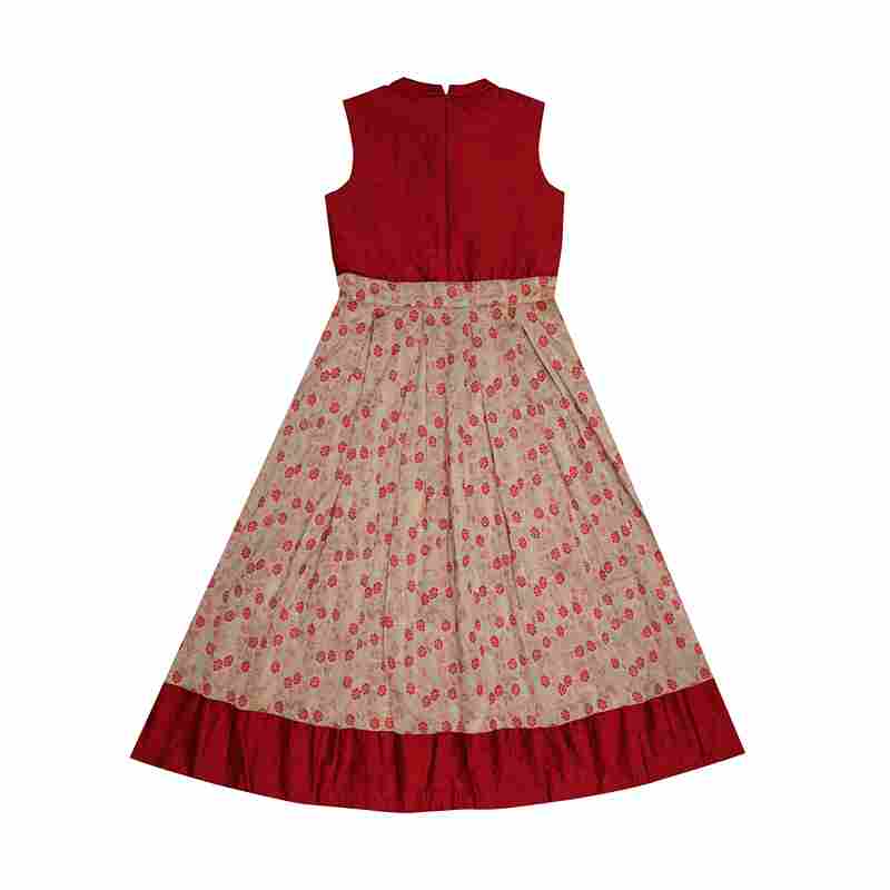 Young Birds Crew Neck Collar Long Dress
